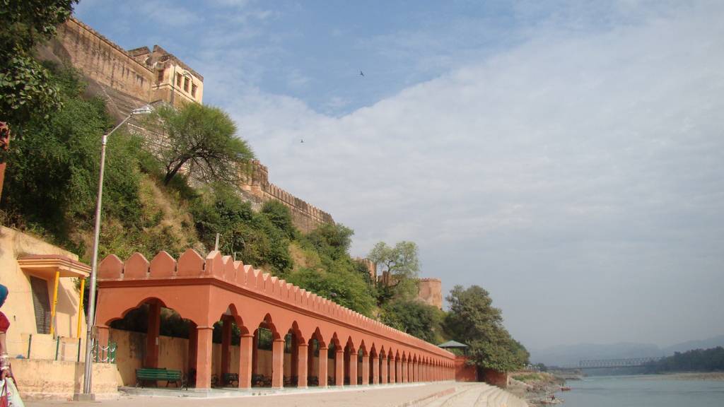 Akhnoor Fort